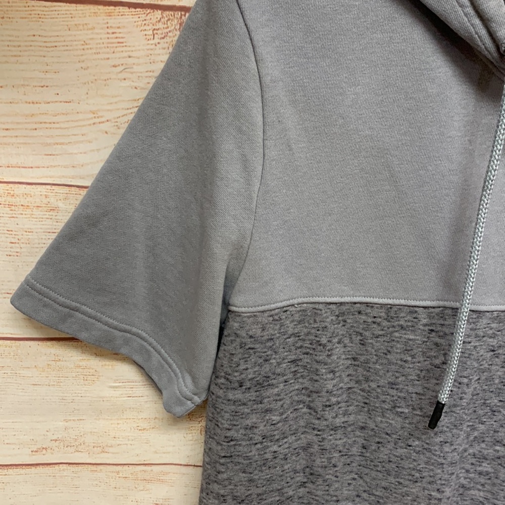 Under Armor Pullover - image 5